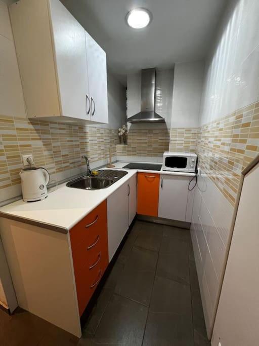 Great Apartment Close To Plaza De Torres Alicante Exterior foto